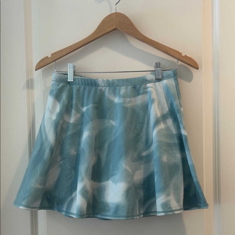 Threads 4 Though 23%Spandex tie dye Athletic Leisure Skort skirt pockets size M